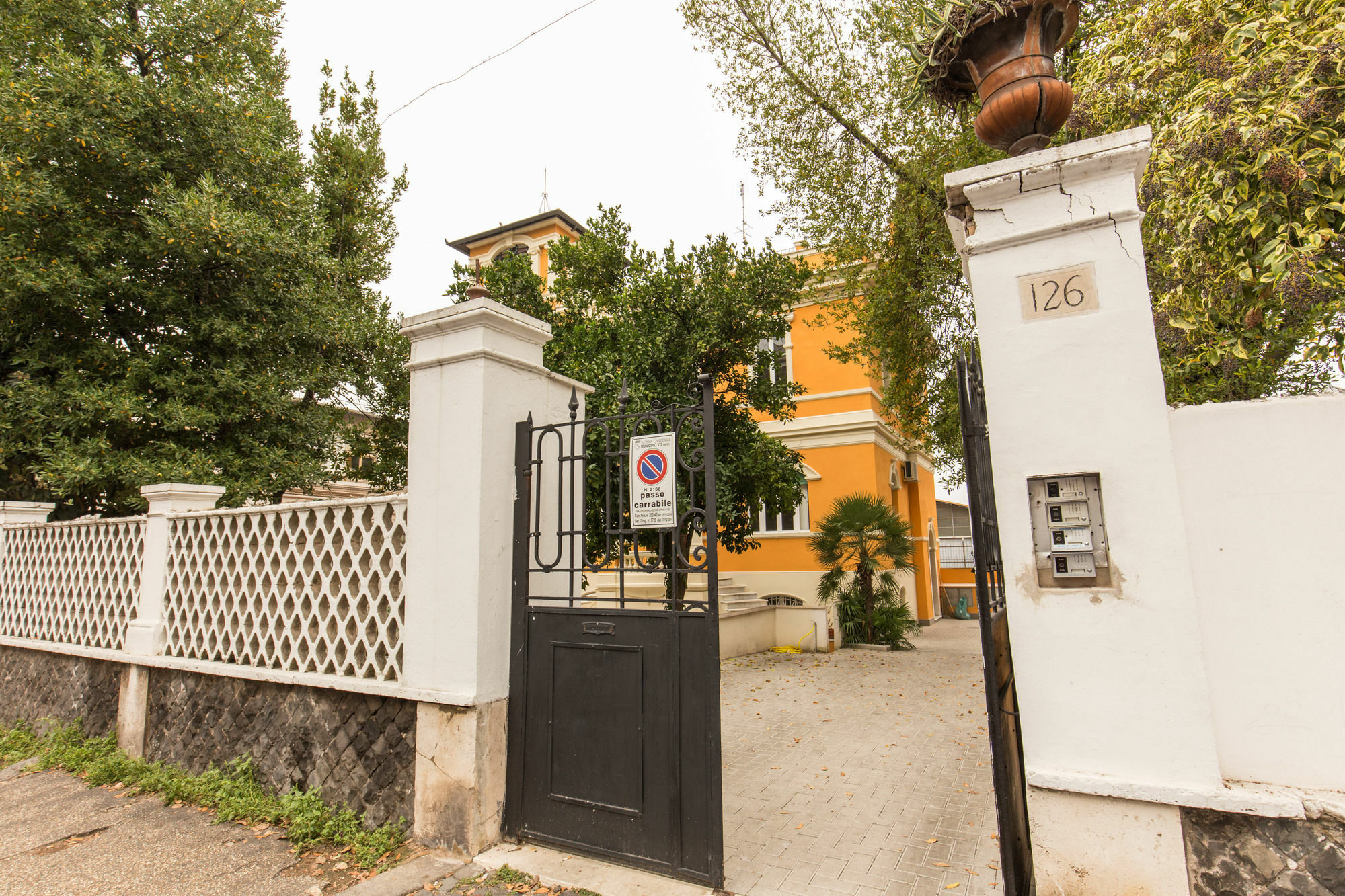 Relais La Torretta Acomodação com café da manhã Roma Exterior foto